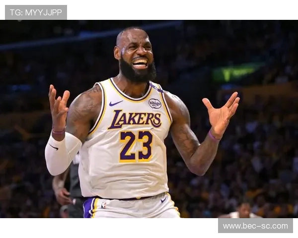 詹姆斯对琼斯泄密比赛信息表示失望原本希望助其进入教练行业